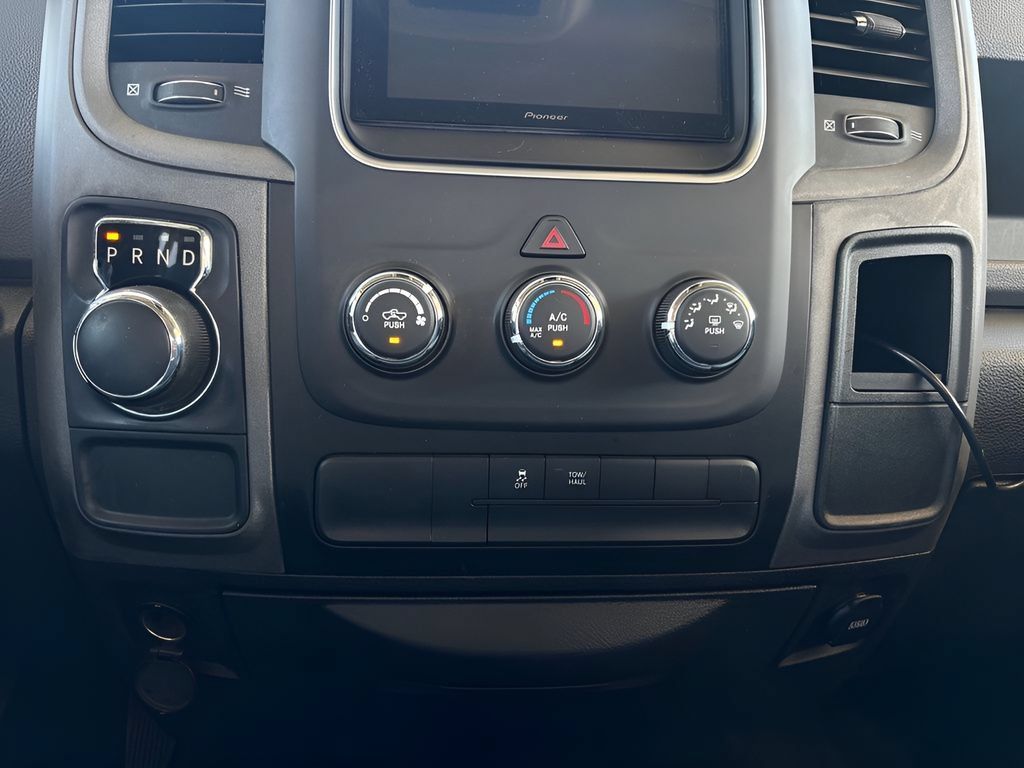 Used 2018 RAM 1500 Express RWD image 23