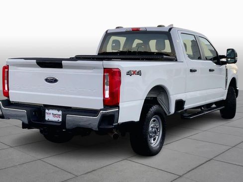 Used 2025 Ford F250 XL w/ XL Chrome Package image 12