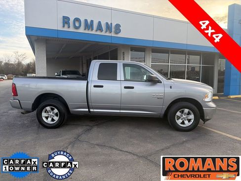 Used 2024 RAM 1500 Classic SLT image 2