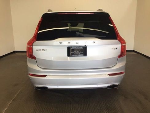 Used 2016 Volvo XC90 T6 Momentum w/ Vision Package image 4