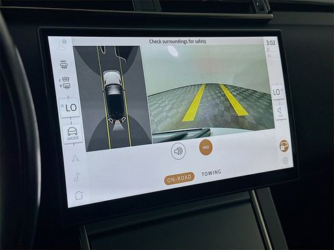 Used 2024 Land Rover Range Rover Velar S image 20