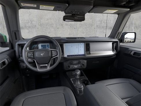 New 2025 Ford Bronco Outer Banks image 8