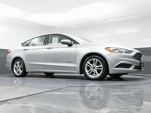 Used 2018 Ford Fusion S image 43