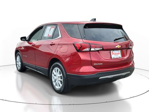 Used 2023 Chevrolet Equinox LT image 3