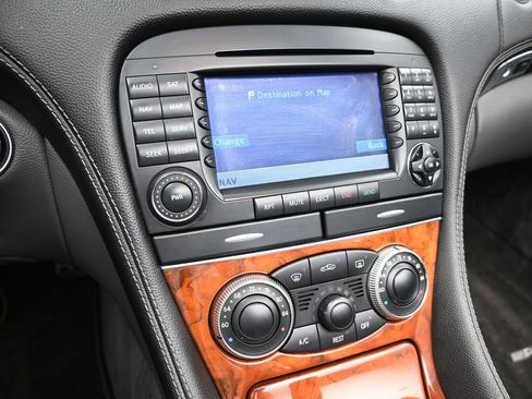Used 2006 Mercedes-Benz SL 55 AMG image 21
