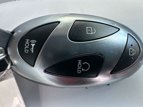 New 2026 Hyundai Kona Limited FWD image 28