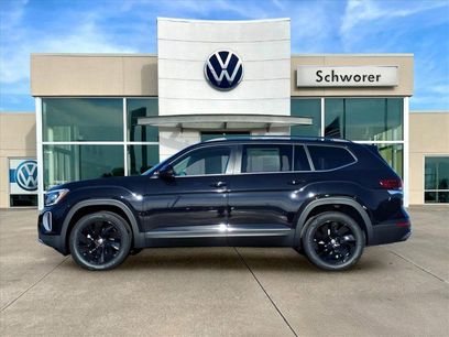 New 2026 Volkswagen Atlas SE