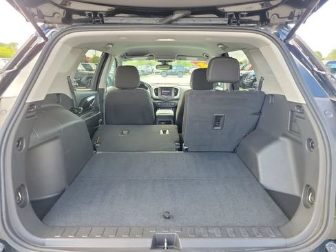 Used 2024 GMC Terrain SLE FWD image 9