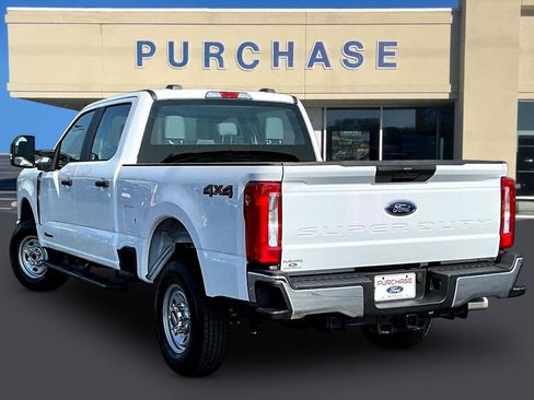 New 2026 Ford F250 4x4 Crew Cab Super Duty image 3
