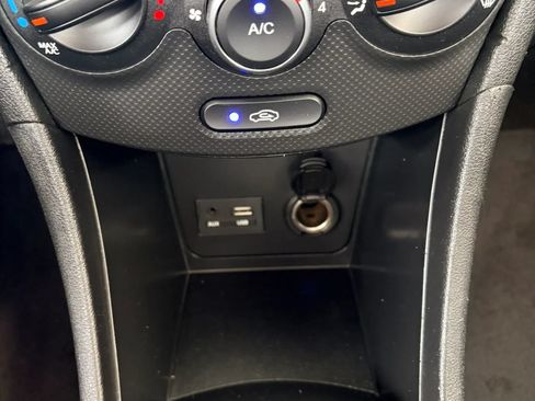 Used 2017 Hyundai Accent SE FWD image 19