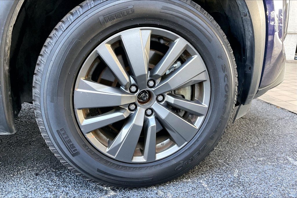 Used 2025 Nissan Pathfinder SV AWD/4WD image 33