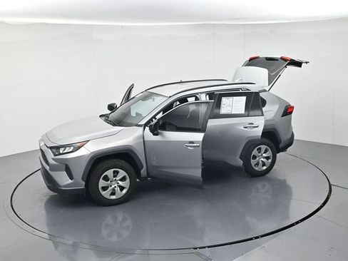 Used 2019 Toyota RAV4 LE w/ Carpet Mat Package FWD image 47