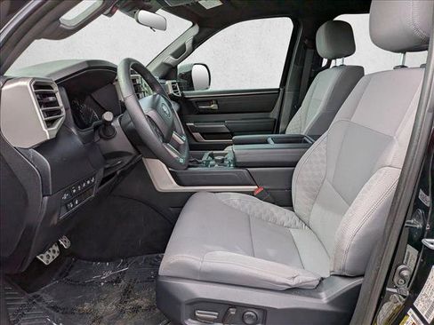 Used 2025 Toyota Tundra SR5 AWD/4WD image 21
