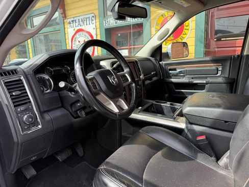 Used 2014 RAM 2500 Laramie w/ Convenience Group AWD/4WD image 14