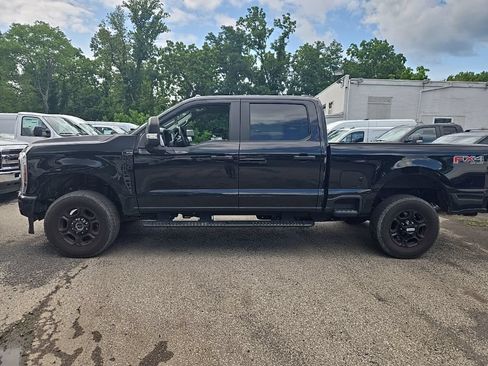 Used 2024 Ford F250 XL w/ STX Appearance Package AWD/4WD image 9