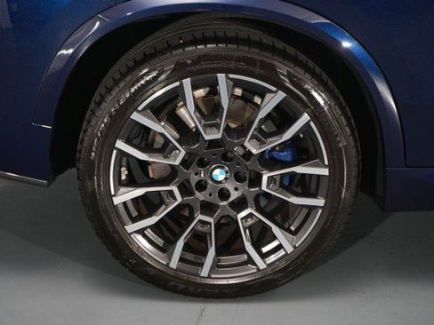 Used 2025 BMW X5 M60i AWD/4WD image 21