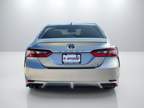 Used 2023 Toyota Camry SE w/ Audio Upgrade Package image 6