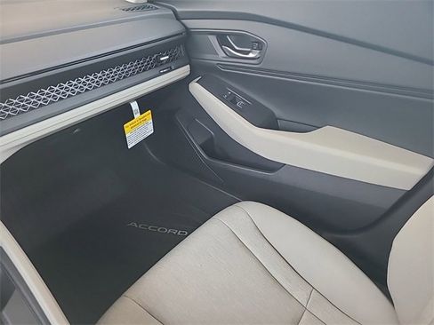 Certified 2024 Honda Accord EX image 17