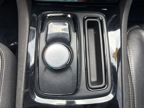 Used 2021 Chrysler 300 S RWD image 24