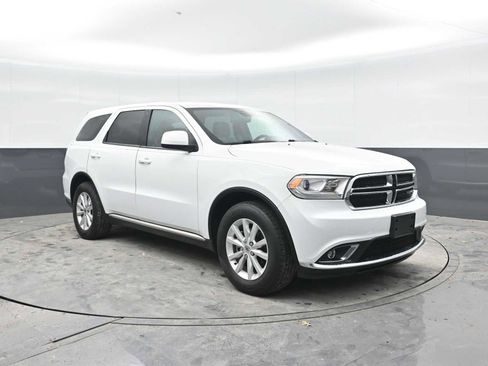 Used 2020 Dodge Durango SXT w/ 3rd Row Seating Group RWD image 6