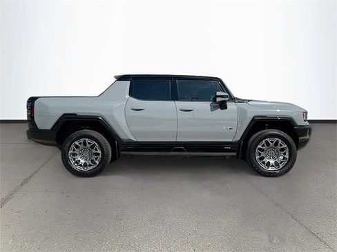 New 2025 GMC Hummer EV 3X image 3