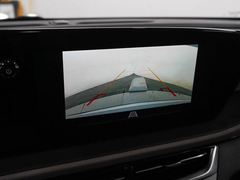 Used 2024 Buick Envista Avenir FWD image 22
