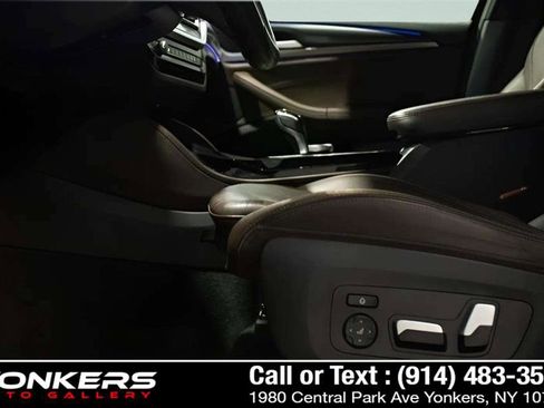 Used 2022 BMW X4 xDrive30i w/ M Sport Package image 43