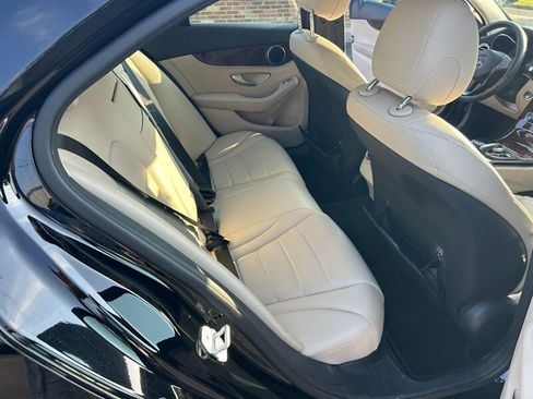 Used 2015 Mercedes-Benz C 300 4MATIC Sedan image 11