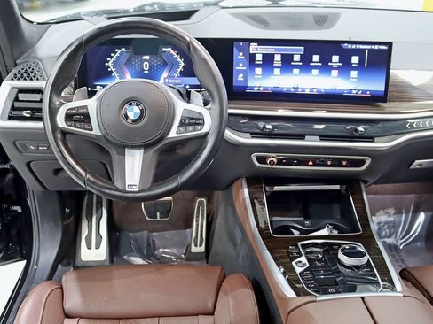 Used 2024 BMW X5 xDrive40i w/ Executive Package AWD/4WD image 16