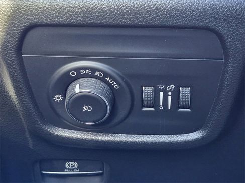 New 2025 Jeep Grand Cherokee Limited w/ Black Appearance Package image 21