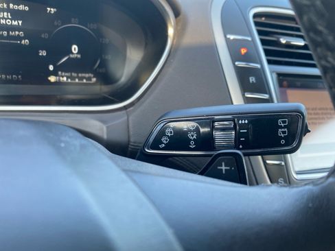 Used 2019 Lincoln Nautilus Reserve AWD/4WD image 8