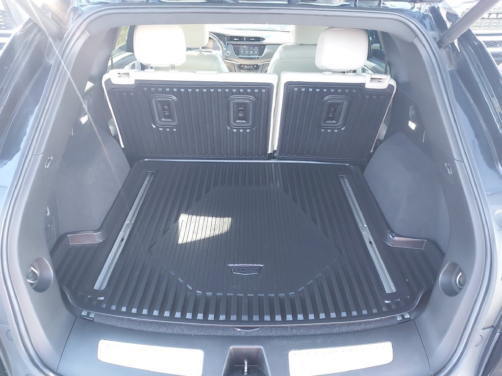 Used 2023 Cadillac XT5 Sportv w/ Technology Package AWD/4WD image 10