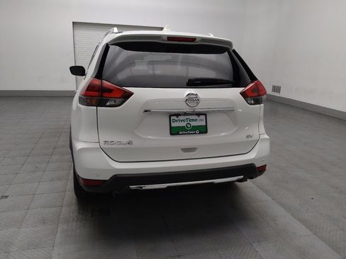 Used 2019 Nissan Rogue SV image 6