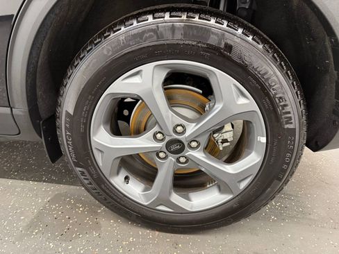 Used 2025 Ford Escape ST-Line image 19