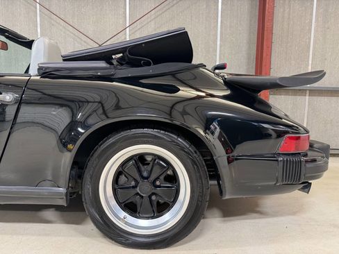 Used 1987 Porsche 911 Carrera RWD image 12