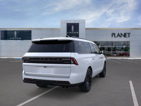 New 2026 Lincoln Navigator L Reserve w/ Jet Appearance Package image 8