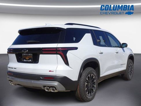 New 2026 Chevrolet Traverse Z71 w/ Driver Confidence Package image 2