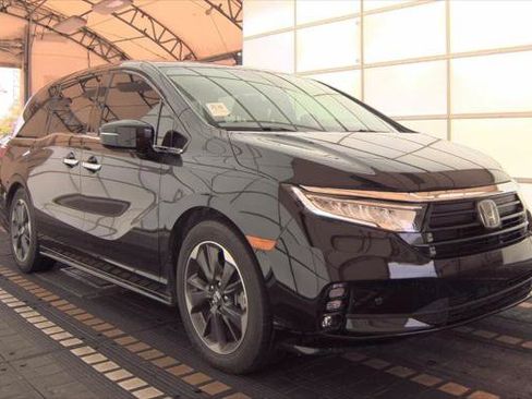 Used 2023 Honda Odyssey Elite image 6