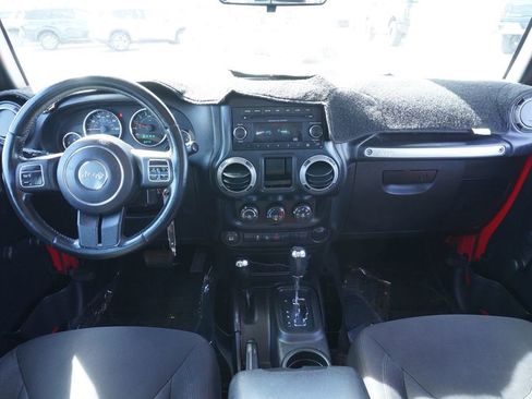 Used 2015 Jeep Wrangler Sport w/ Quick Order Package 24S AWD/4WD image 11