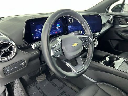 Used 2024 Chevrolet Blazer EV LT image 36