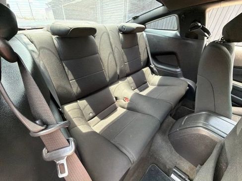 Used 2013 Ford Mustang Coupe RWD image 18