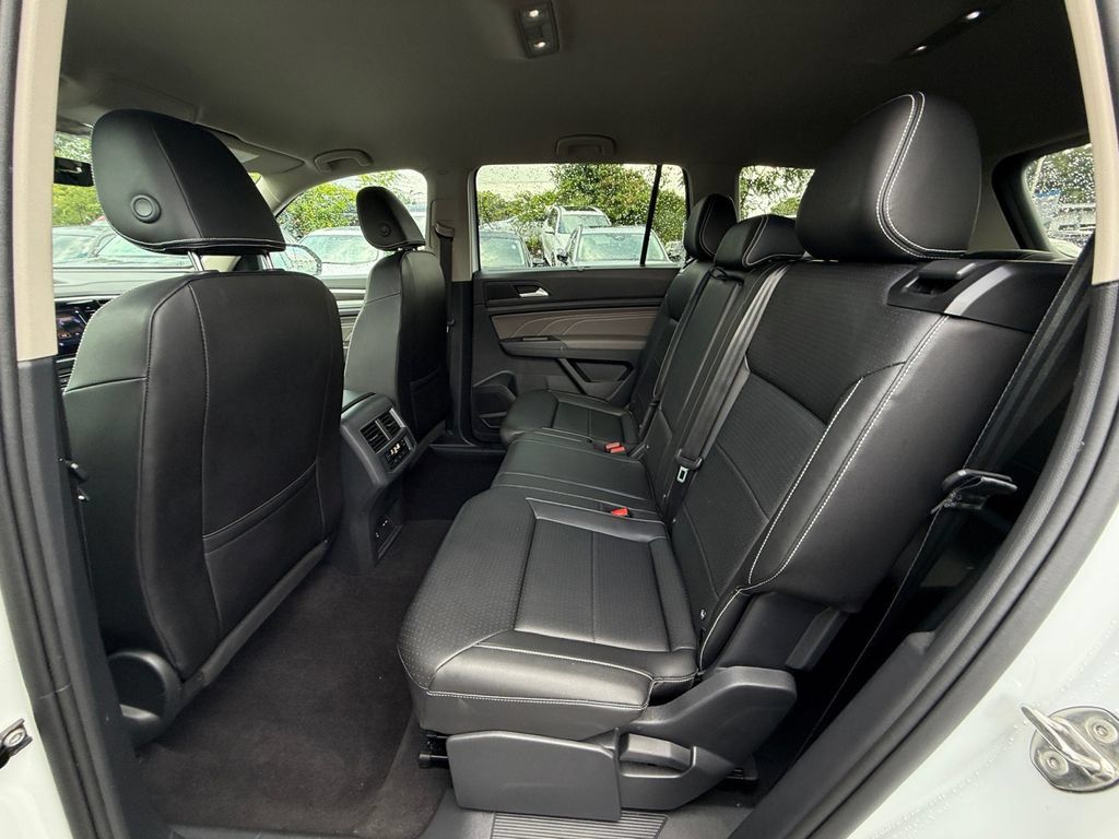 Used 2023 Volkswagen Atlas SE AWD/4WD image 24