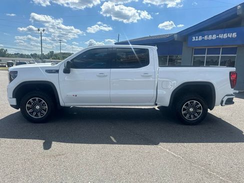 Used 2025 GMC Sierra 1500 AT4 AWD/4WD image 4
