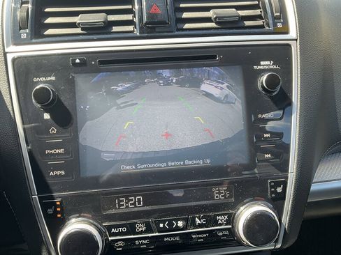 Used 2018 Subaru Outback 2.5i Premium AWD/4WD image 23