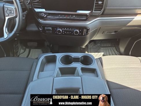 Used 2024 Chevrolet Silverado 2500 LT w/ Convenience Package AWD/4WD image 22