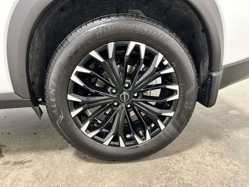 New 2026 Nissan Rogue SV image 7