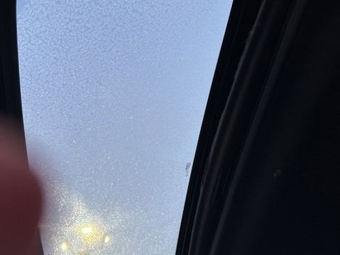 Used 2012 Lincoln Navigator Base image 18