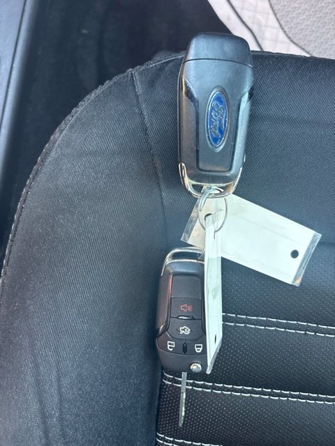 Used 2013 Ford Fusion SE FWD image 30