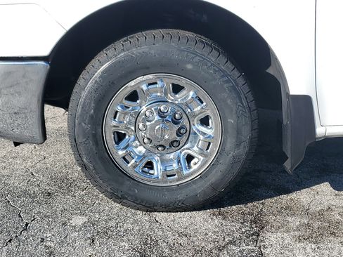 Used 2016 Nissan NV 2500 SL w/ Technology Package image 9