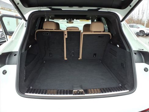 Used 2021 Porsche Cayenne image 13